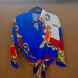 VIBRANT Medusa Shirt